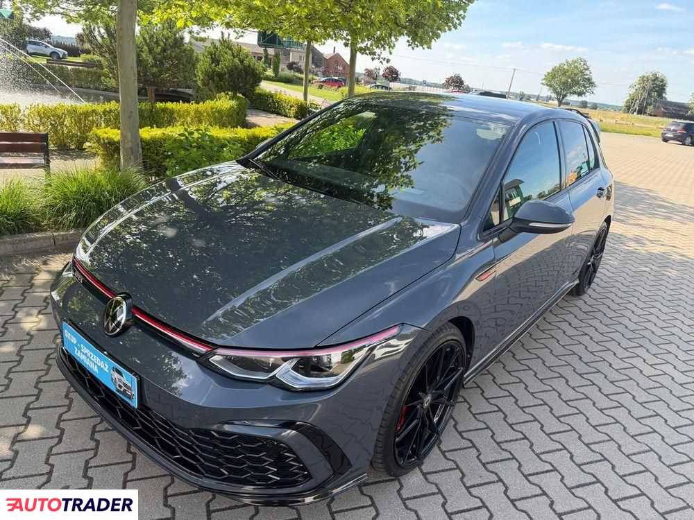 Volkswagen Golf 2023 2.0 245 KM