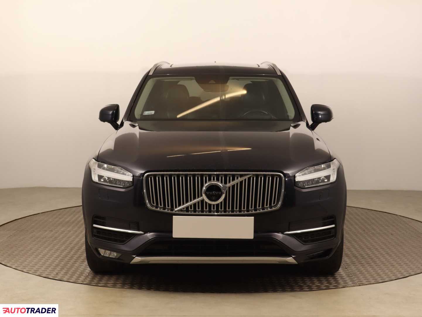 Volvo XC90 2016 2.0 221 KM