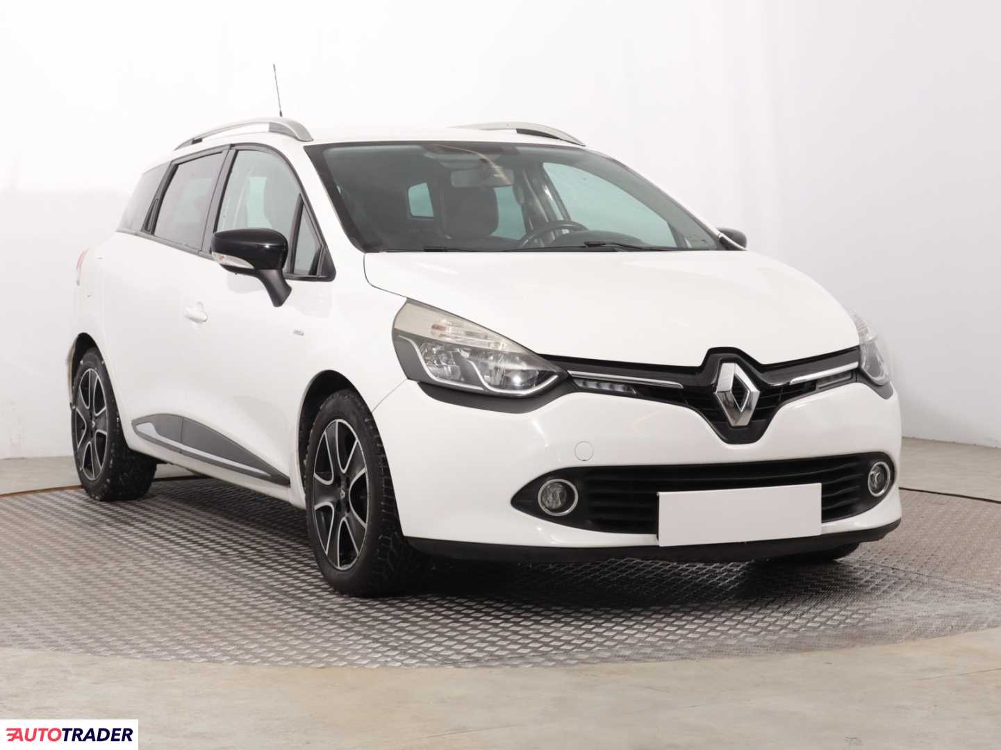 Renault Clio 2015 0.9 88 KM