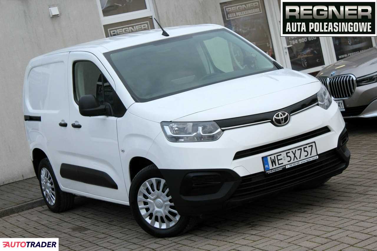 Toyota Pozostałe 2022 1.5