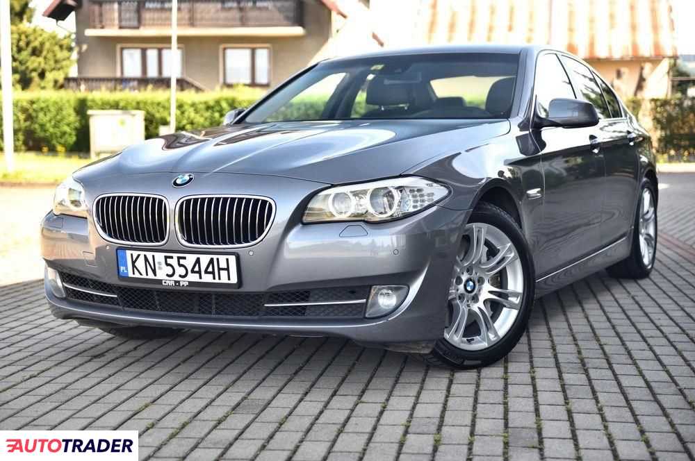 BMW 535 2011 3.0 306 KM