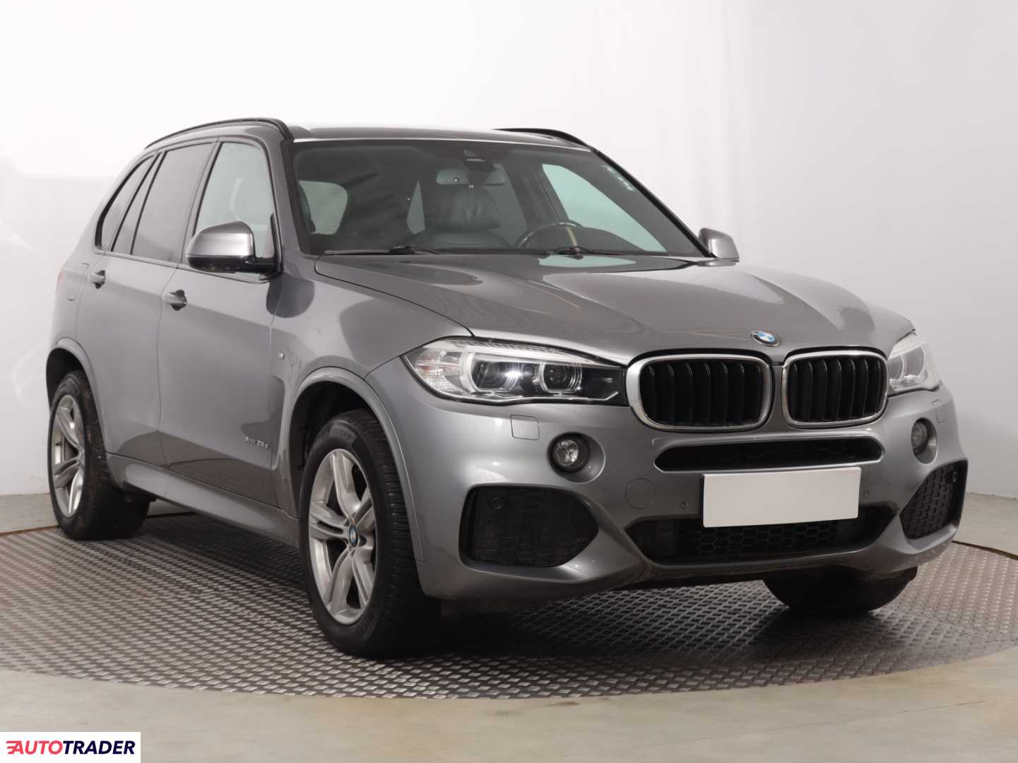 BMW X5 2016 2.0 227 KM