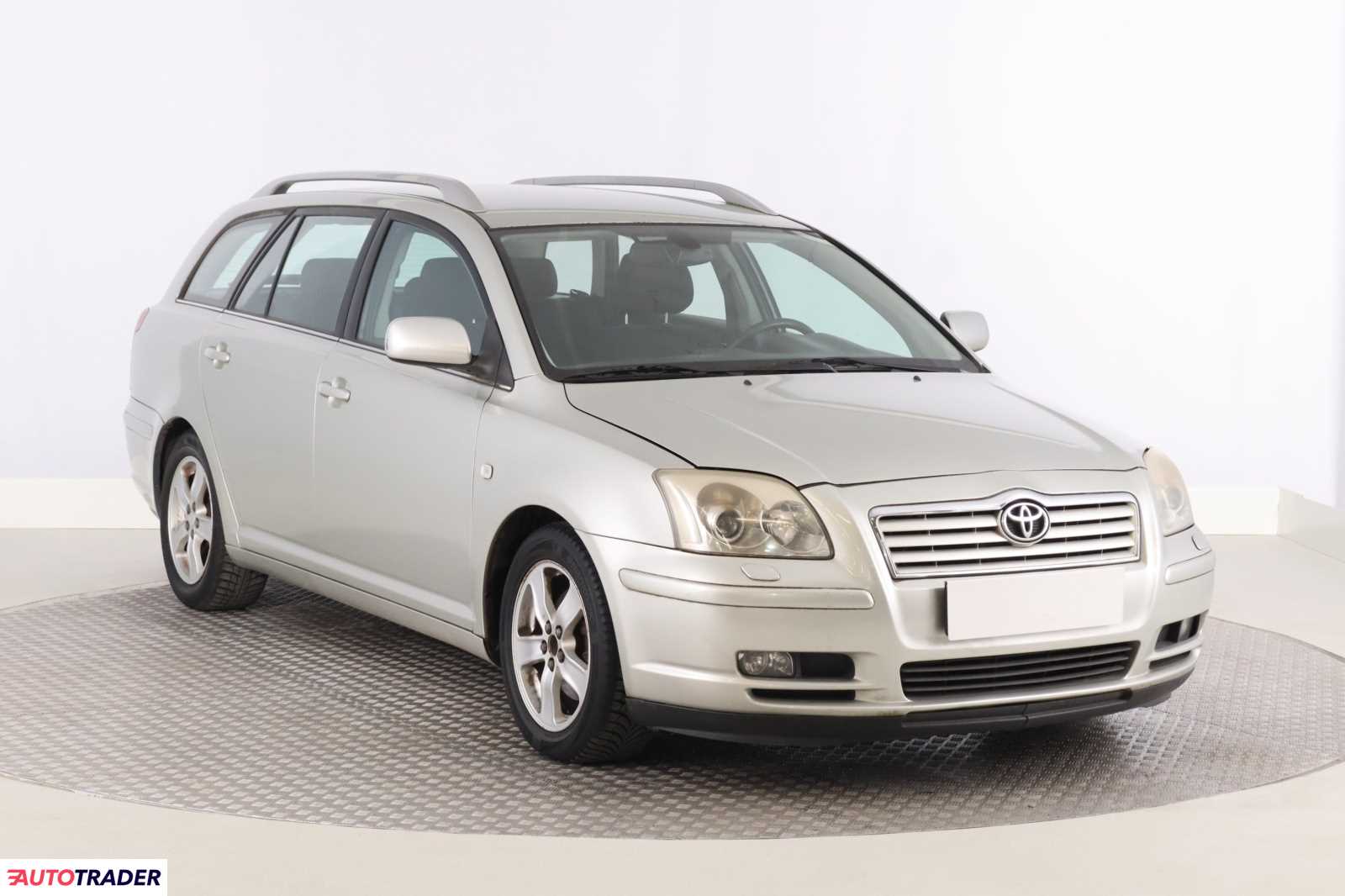 Toyota Avensis 2005 2.0 144 KM