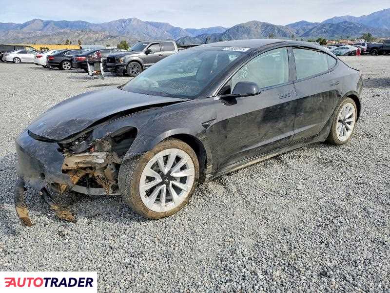 Tesla Model 3 2022