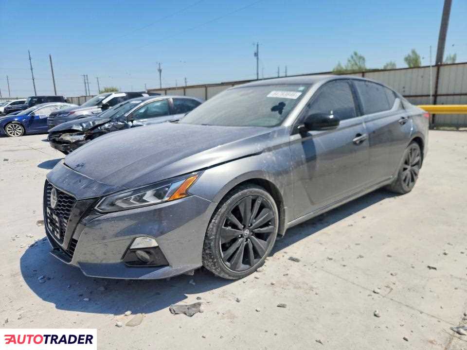 Nissan Altima 2022 2