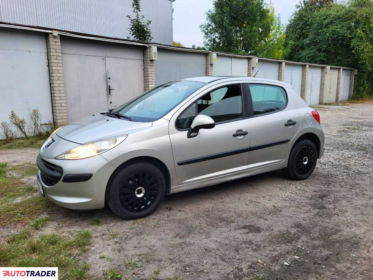 Peugeot 207 2008 1.4 75 KM