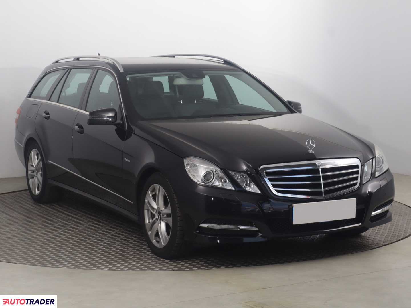 Mercedes E-klasa 2011 2.1 201 KM