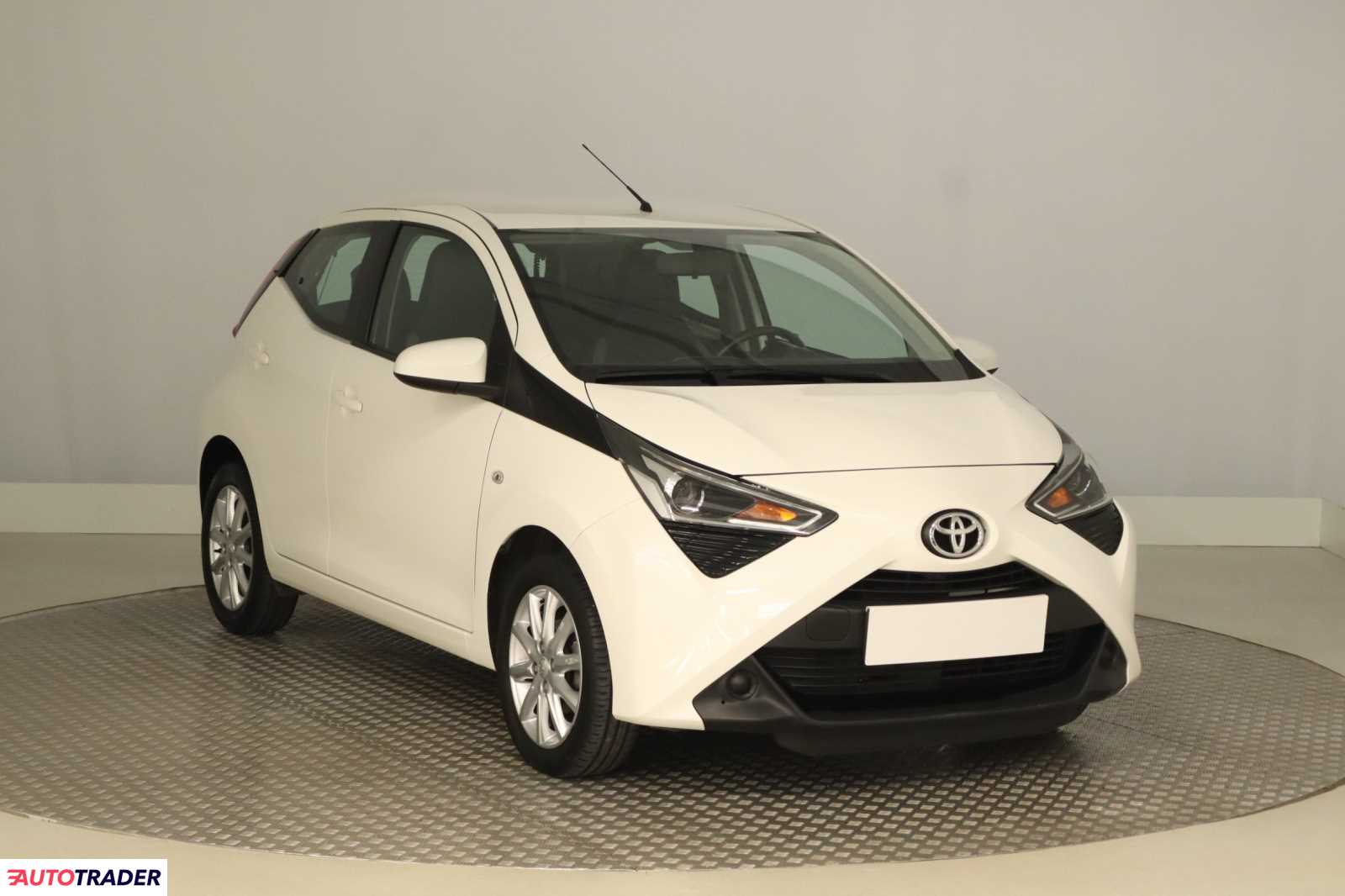 Toyota Aygo 2021 1.0 71 KM