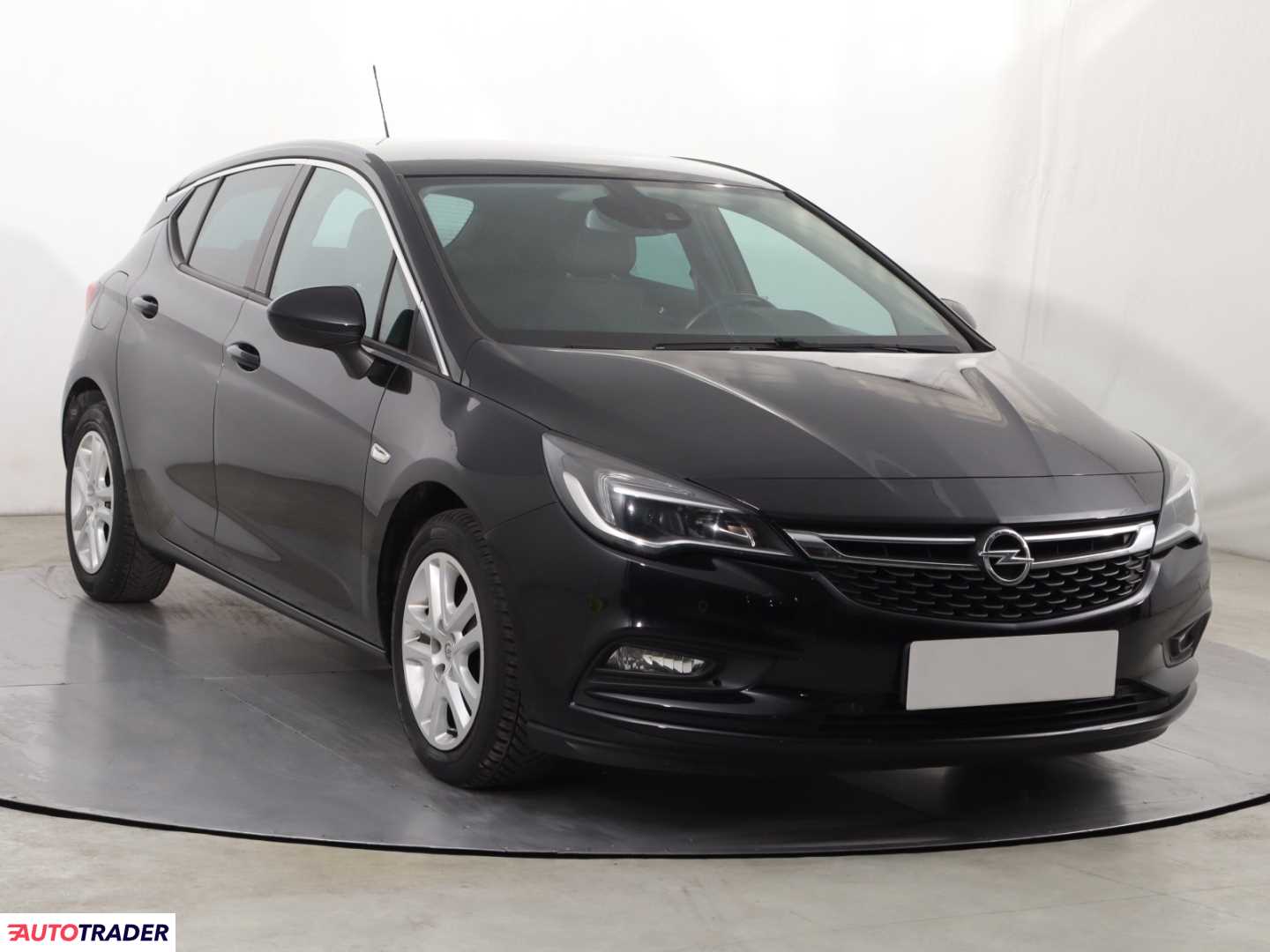 Opel Astra 2019 1.4 147 KM