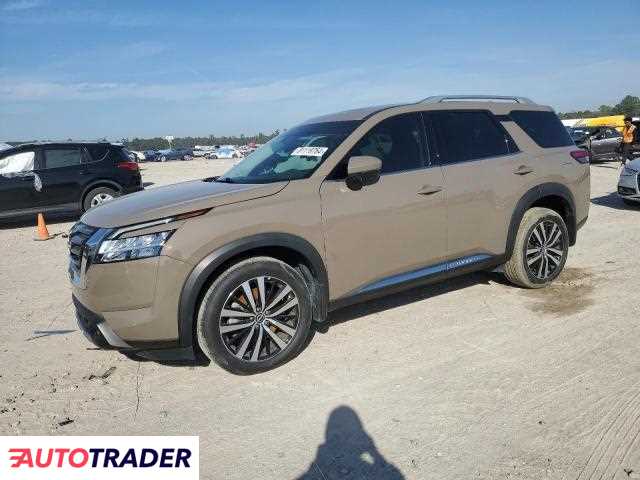 Nissan Pathfinder 3.0 benzyna 2023r. (HOUSTON)