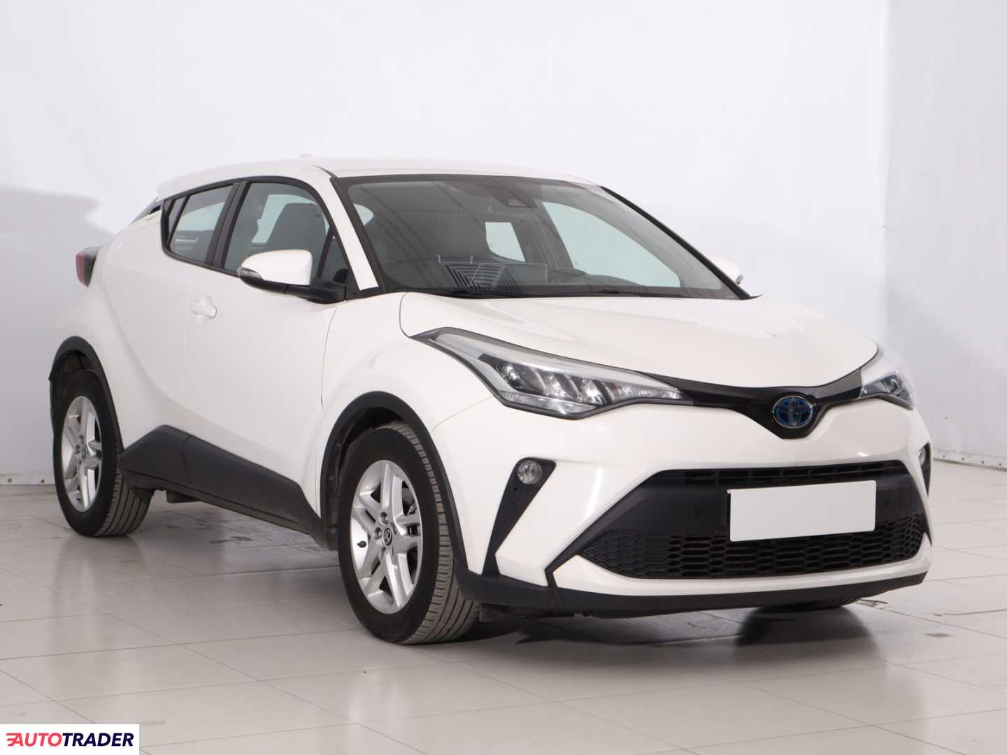 Toyota C-HR 2022 1.8 120 KM