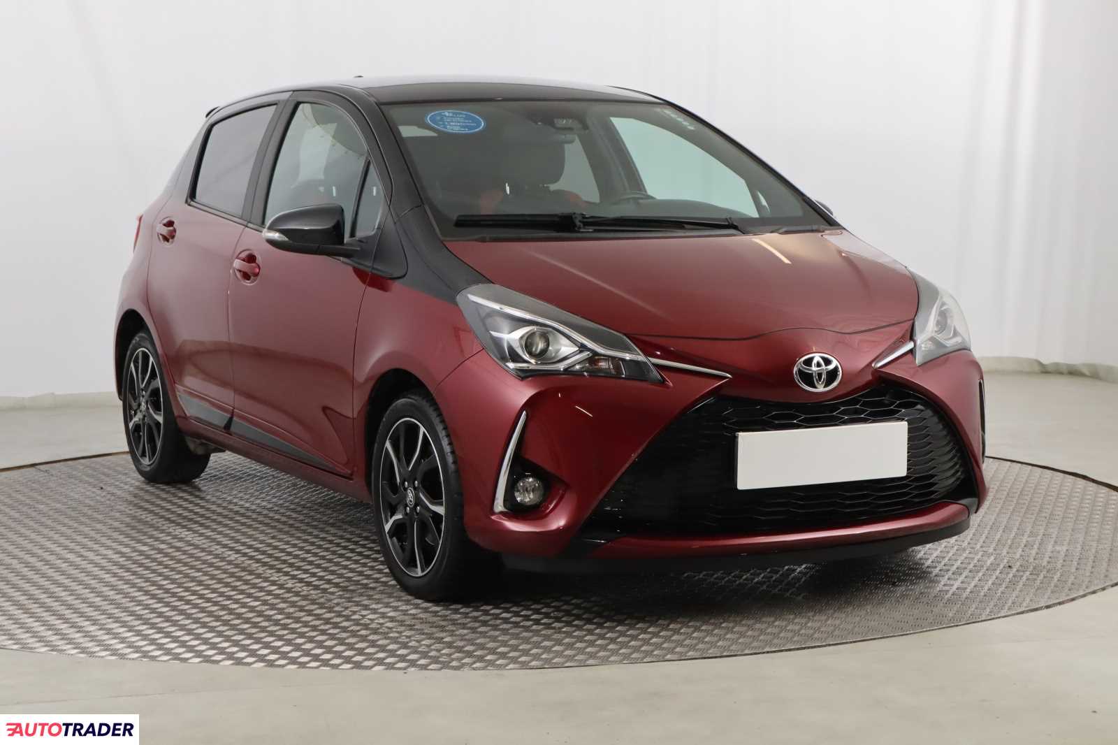 Toyota Yaris 2017 1.5 109 KM