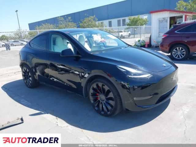 Tesla Model Y 2022 Tesla Model Y 2022