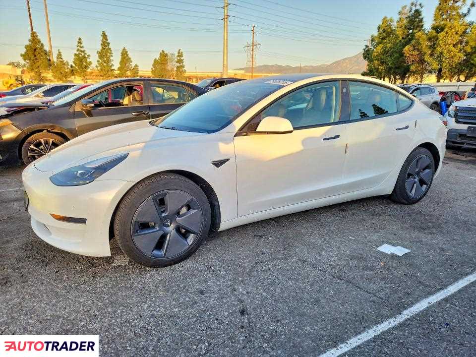 Tesla Model 3 2023
