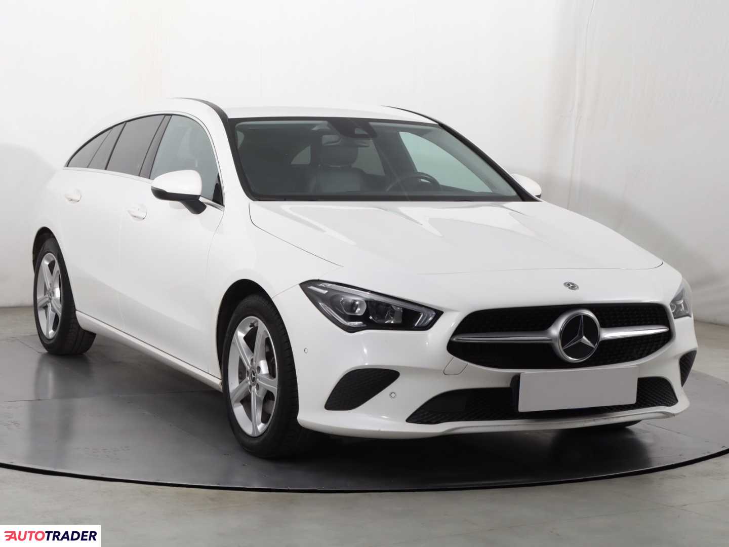 Mercedes Pozostałe 2020 1.3 160 KM