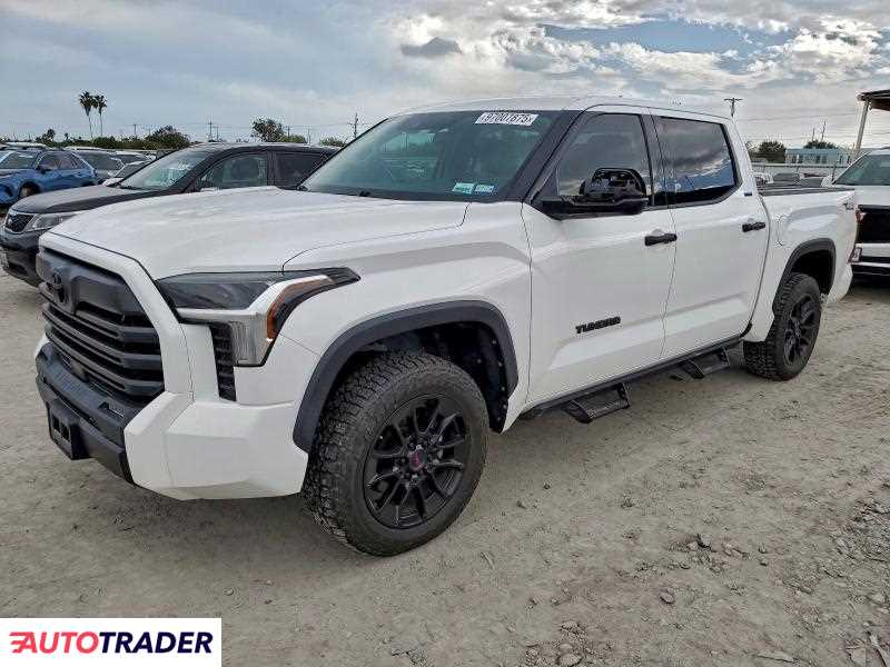 Toyota Tundra 2022 3