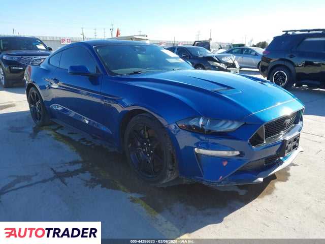 Ford Mustang 2022 5