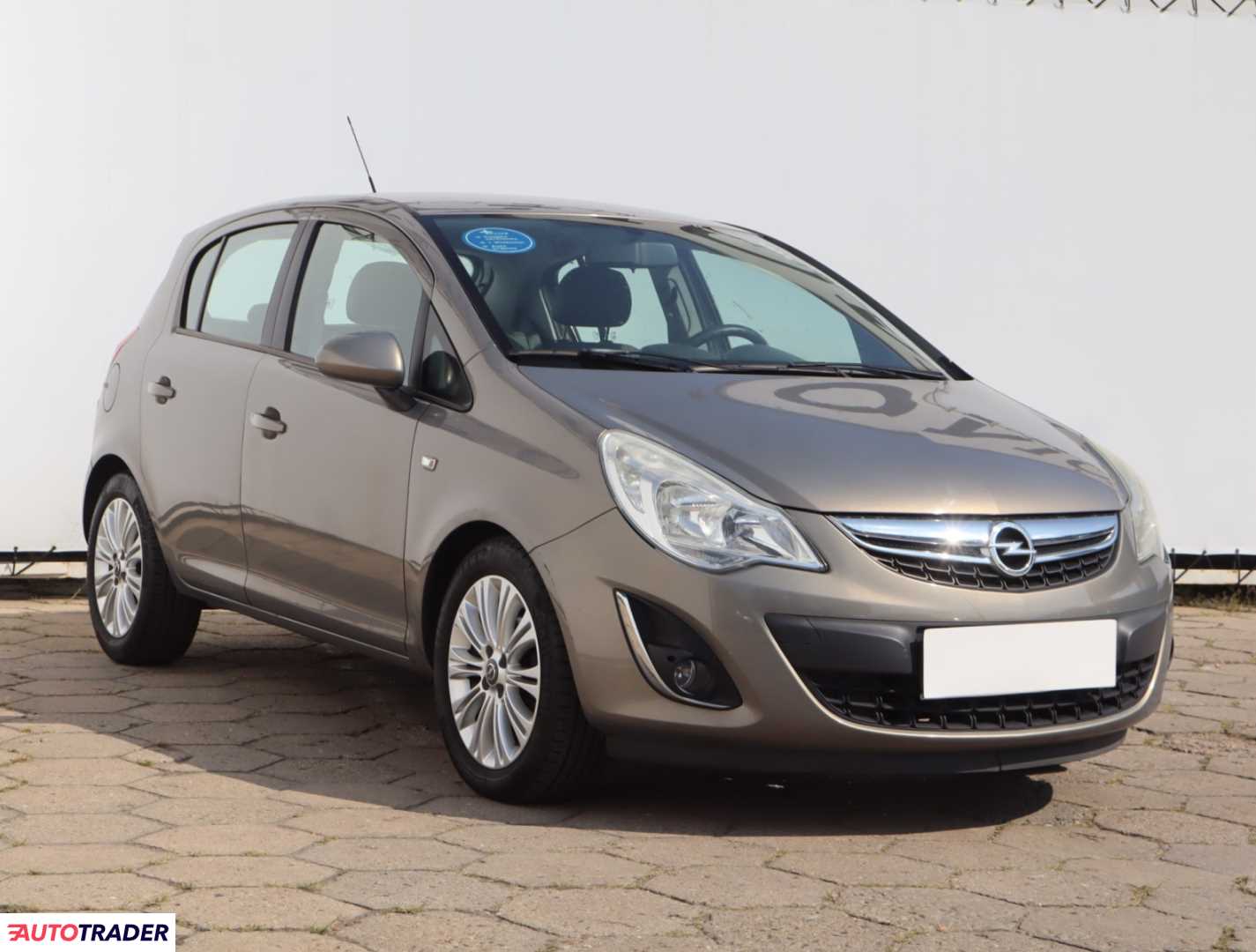 Opel Corsa 2012 1.4 99 KM
