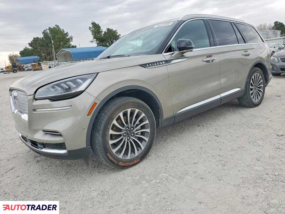 Lincoln Aviator 2023 3