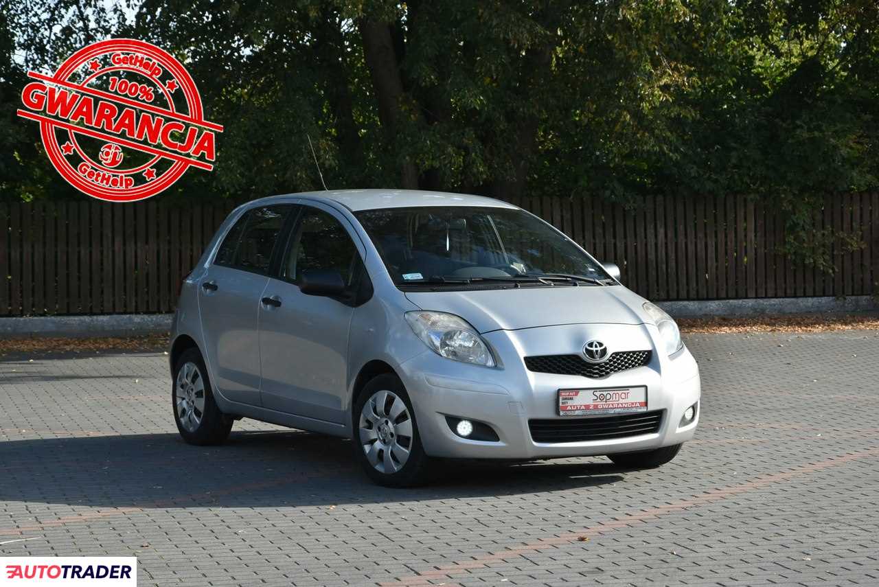 Toyota Yaris 2010 1.4 90 KM Toyota Yaris 2010 1.4 90 KM