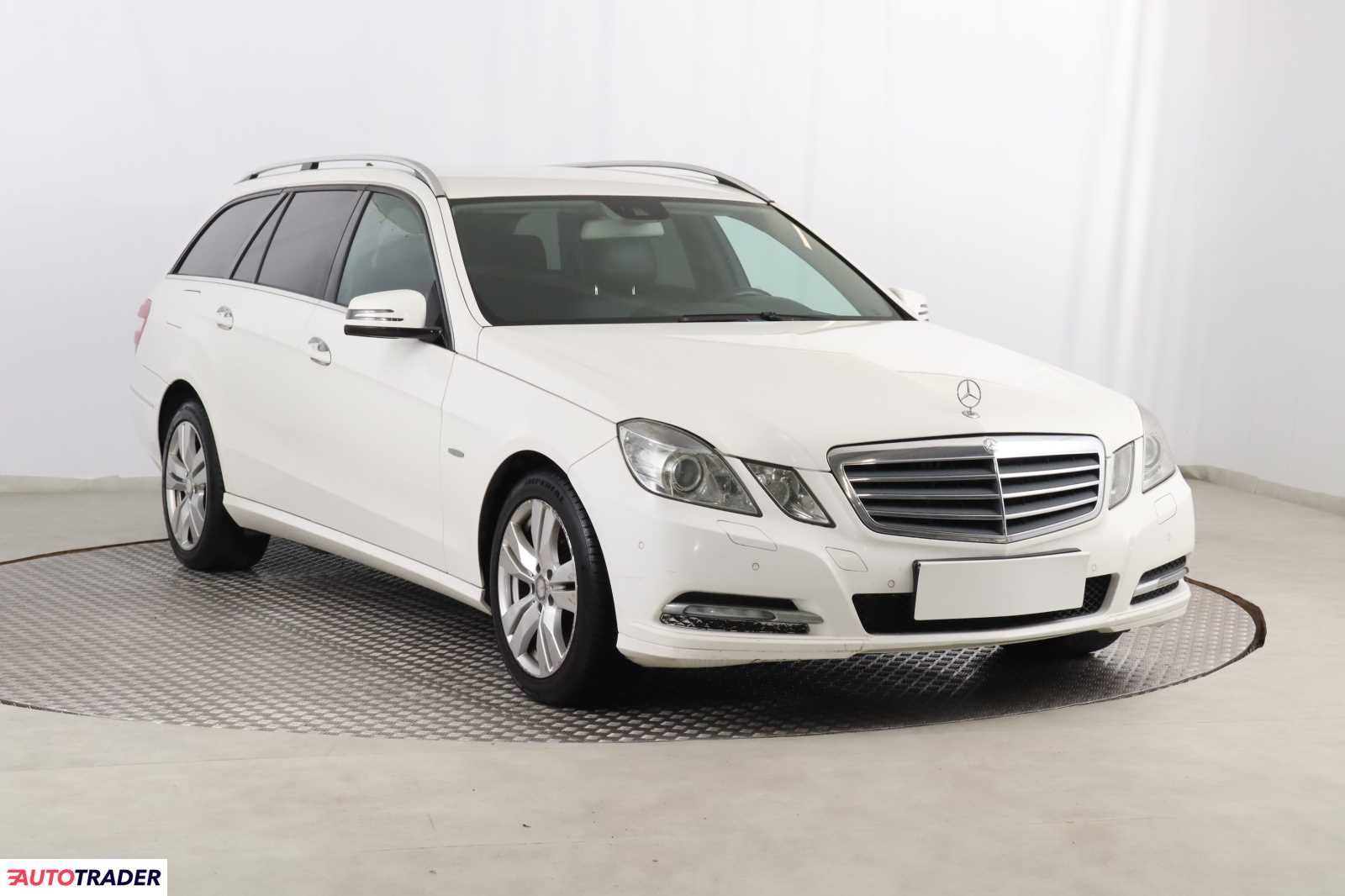 Mercedes E-klasa 2012 2.1 134 KM Mercedes E-klasa 2012 2.1 134 KM