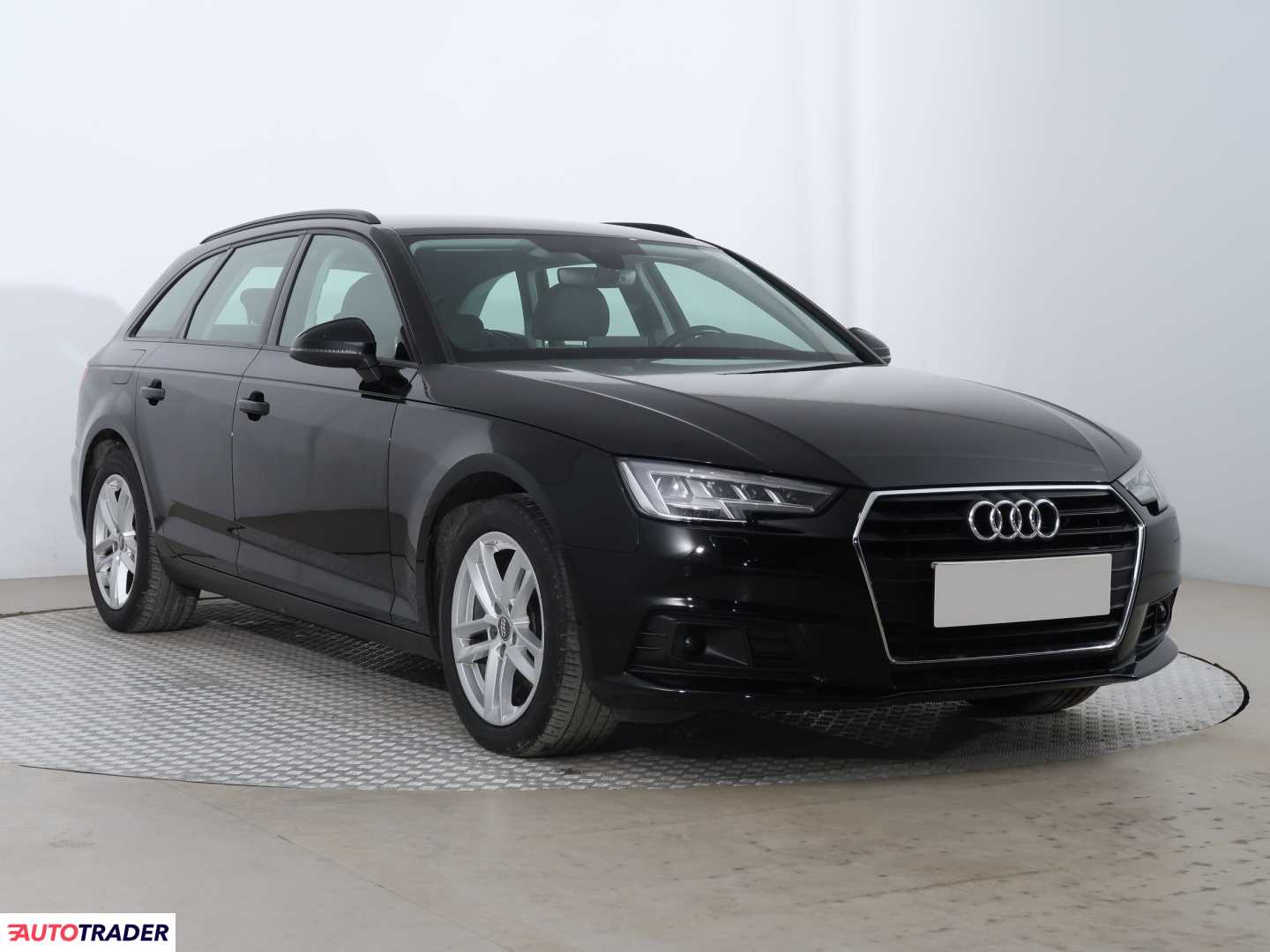 Audi A4 2.0 147 KM 2019r. (Piaseczno)