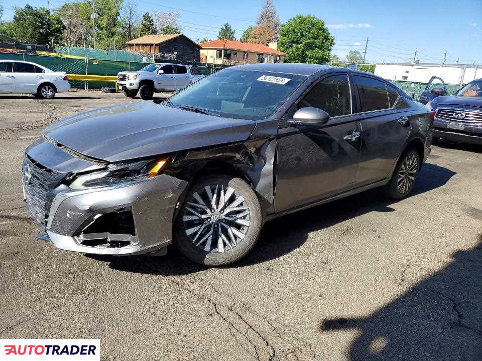Nissan Altima 2024 2