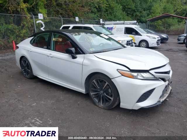 Toyota Camry 2.0 benzyna 2019r. (DUNDALK)