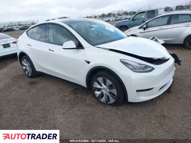 Tesla Model Y 2023 Tesla Model Y 2023