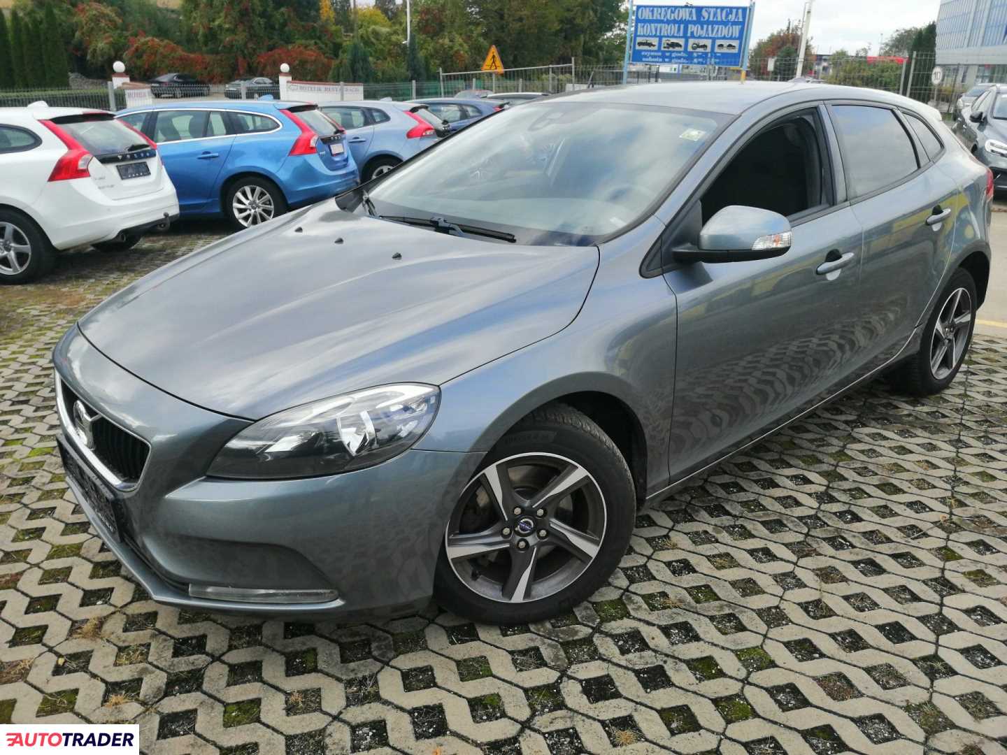 Volvo V40 2016 2.0 122 KM