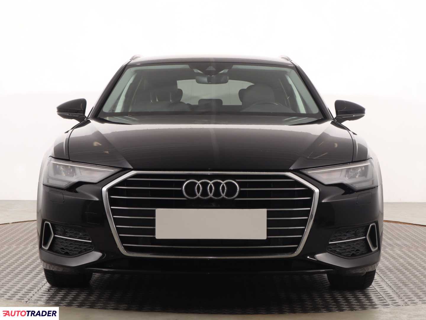 Audi A6 2020 2.0 160 KM