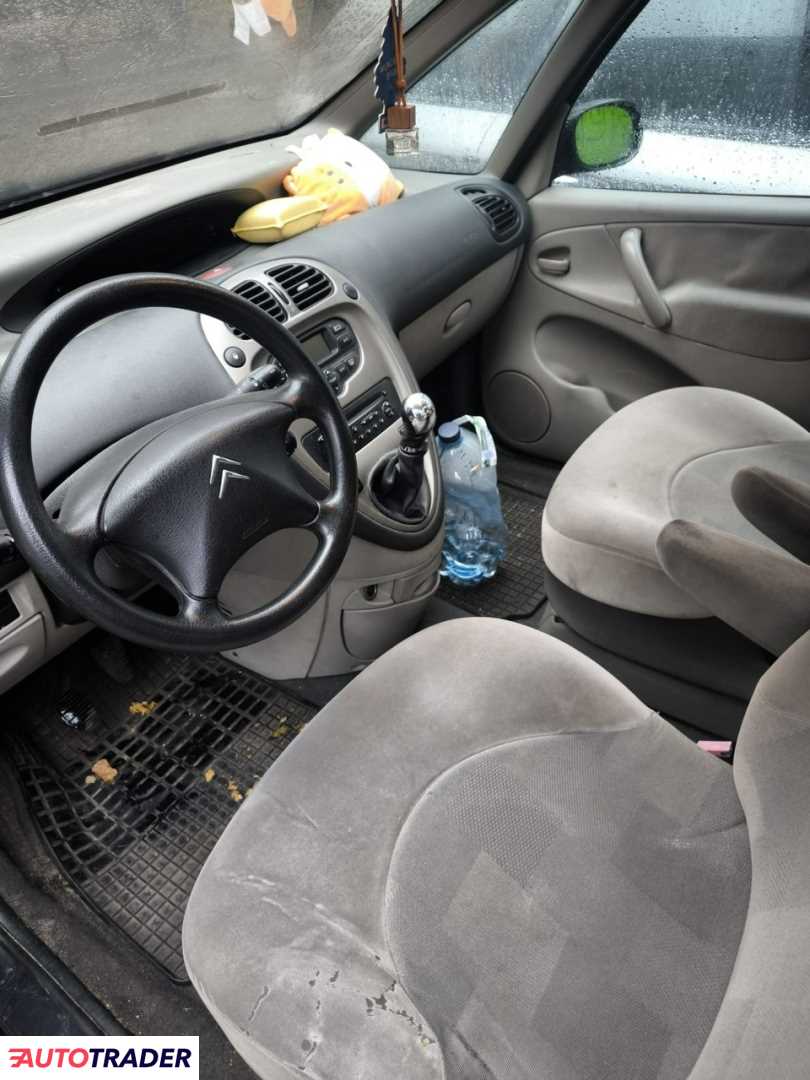 Citroen Xsara Picasso 2006 1.6 110 KM