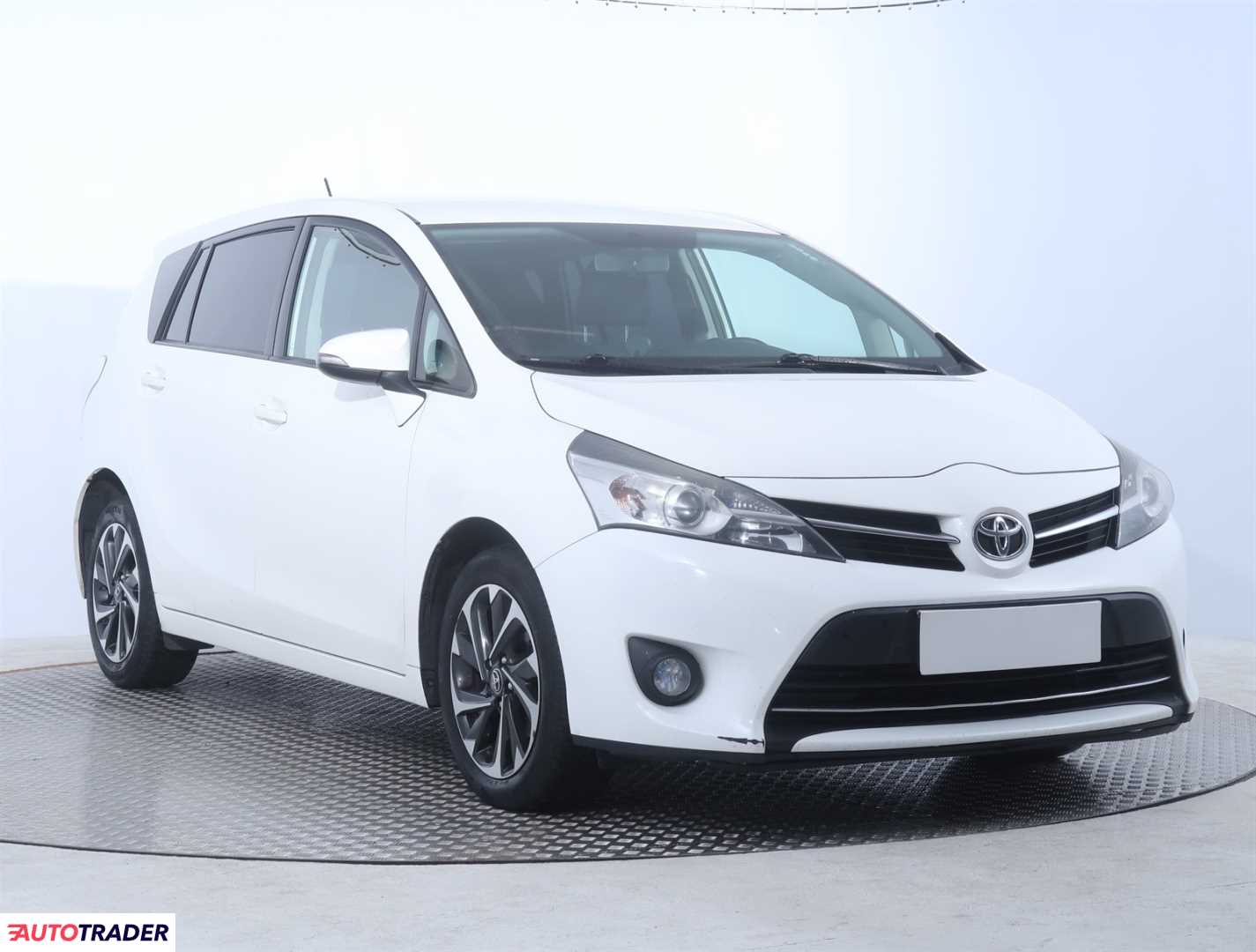 Toyota Verso 2014 1.6 109 KM