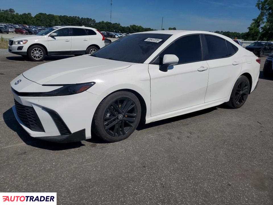 Toyota Camry 2025 2