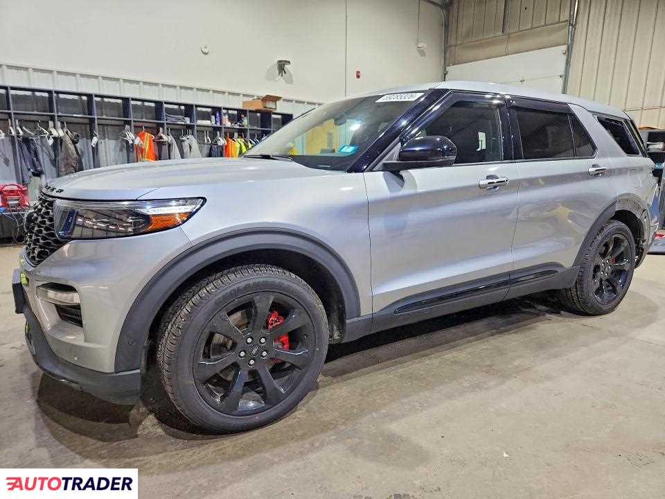 Ford Explorer 2021 3