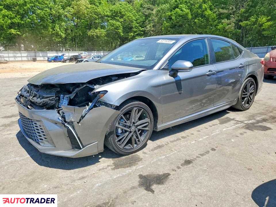 Toyota Camry 2025 2
