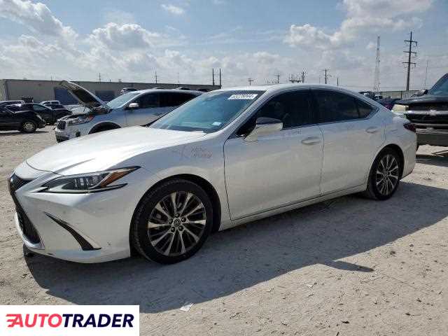 Lexus ES 2019 3