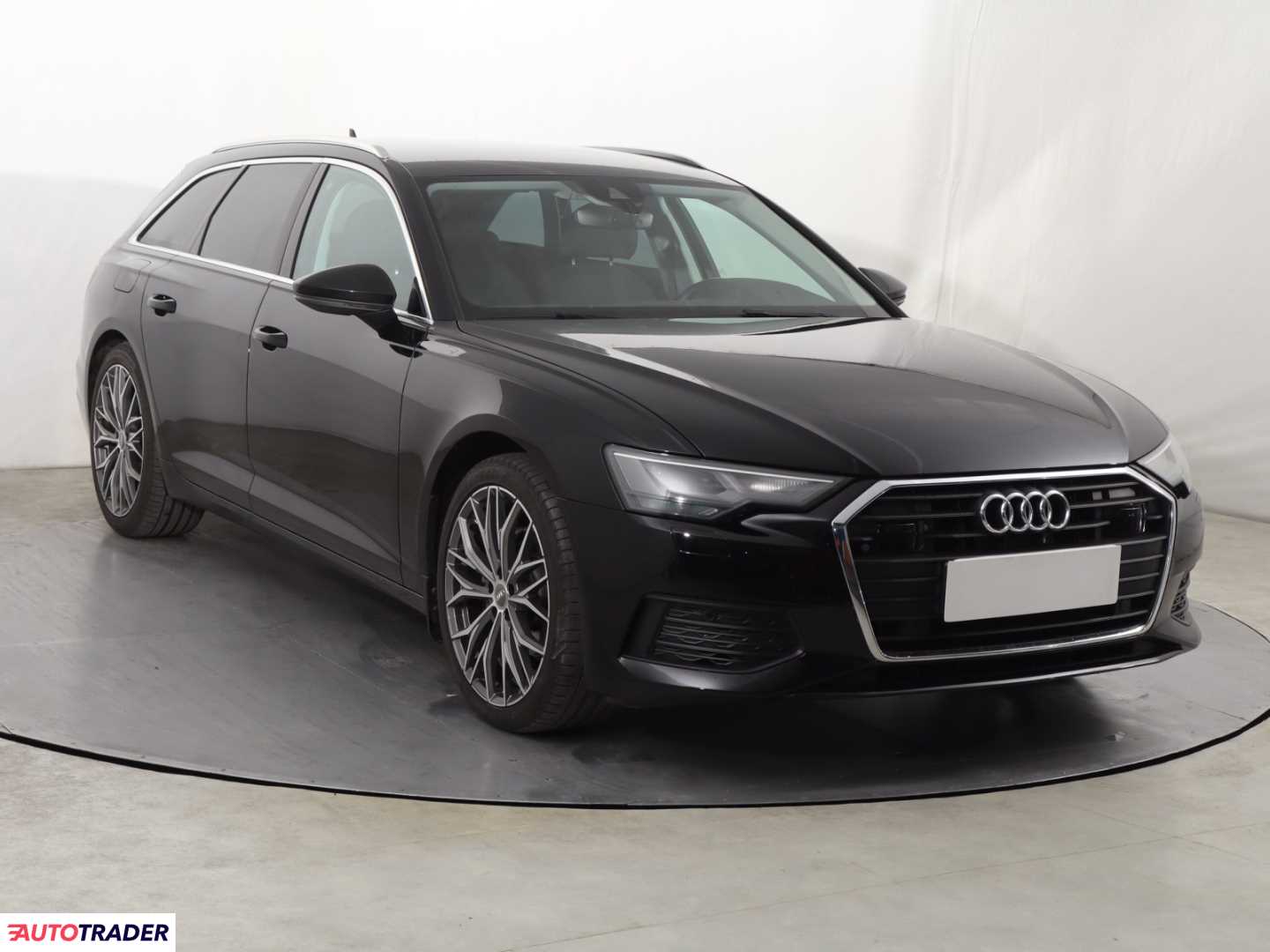 Audi A6 2019 2.0 201 KM