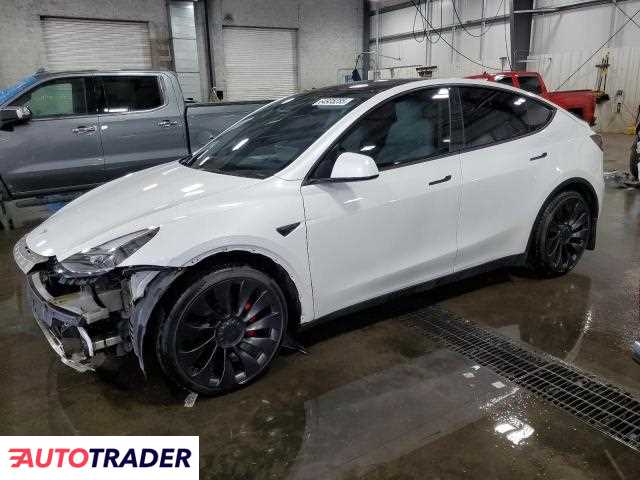 Tesla Model Y 2023