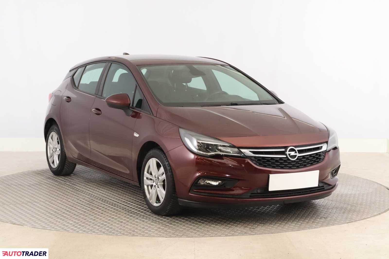 Opel Astra 2018 1.4 123 KM