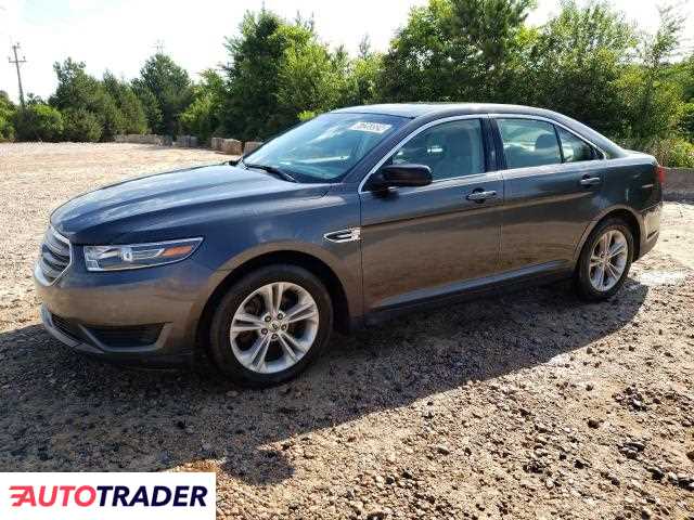 Ford Taurus 2018 3