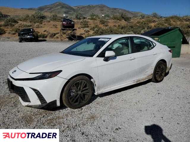 Toyota Camry 2025 2