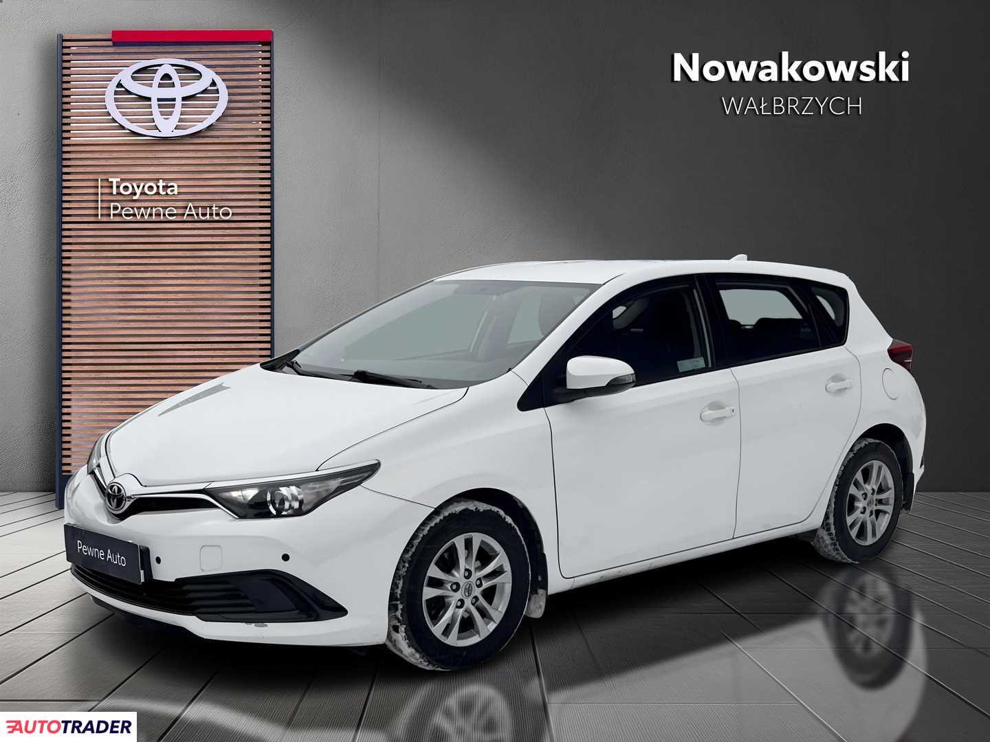 Toyota Auris 2018 1.3 99 KM