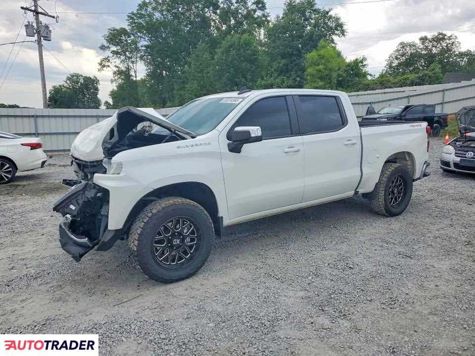 Chevrolet Silverado 2022 5