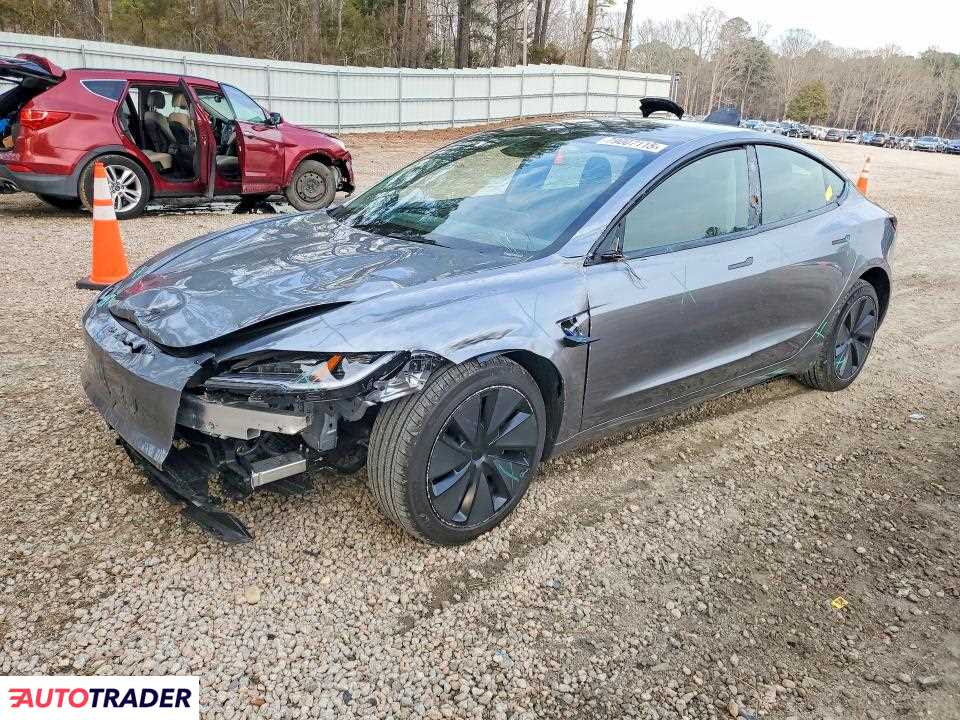 Tesla Model 3 2026
