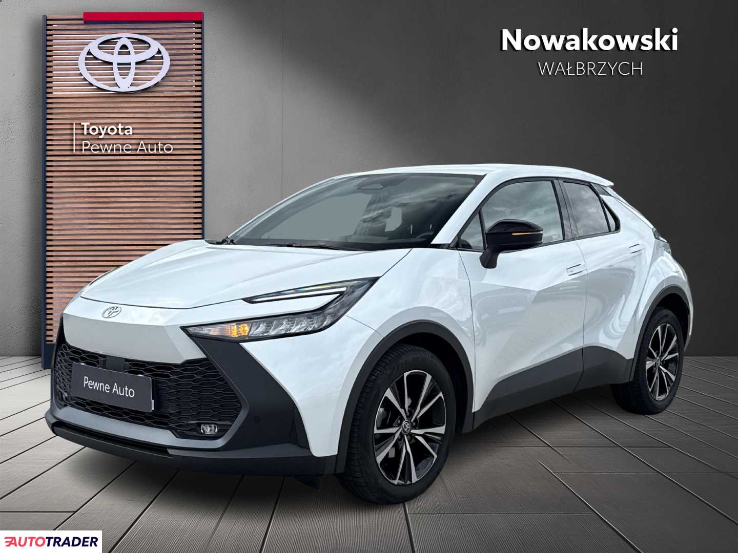 Toyota C-HR 2024 2.0 197 KM