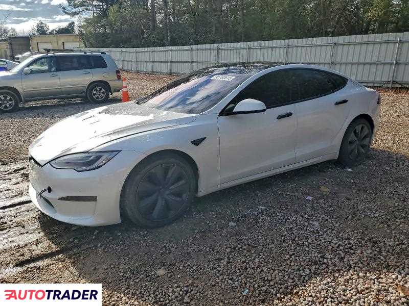 Tesla Model S 2022