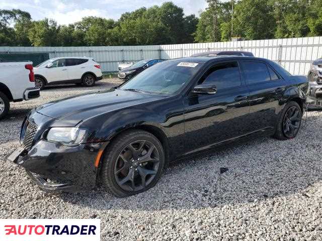 Chrysler 300C 2022 3