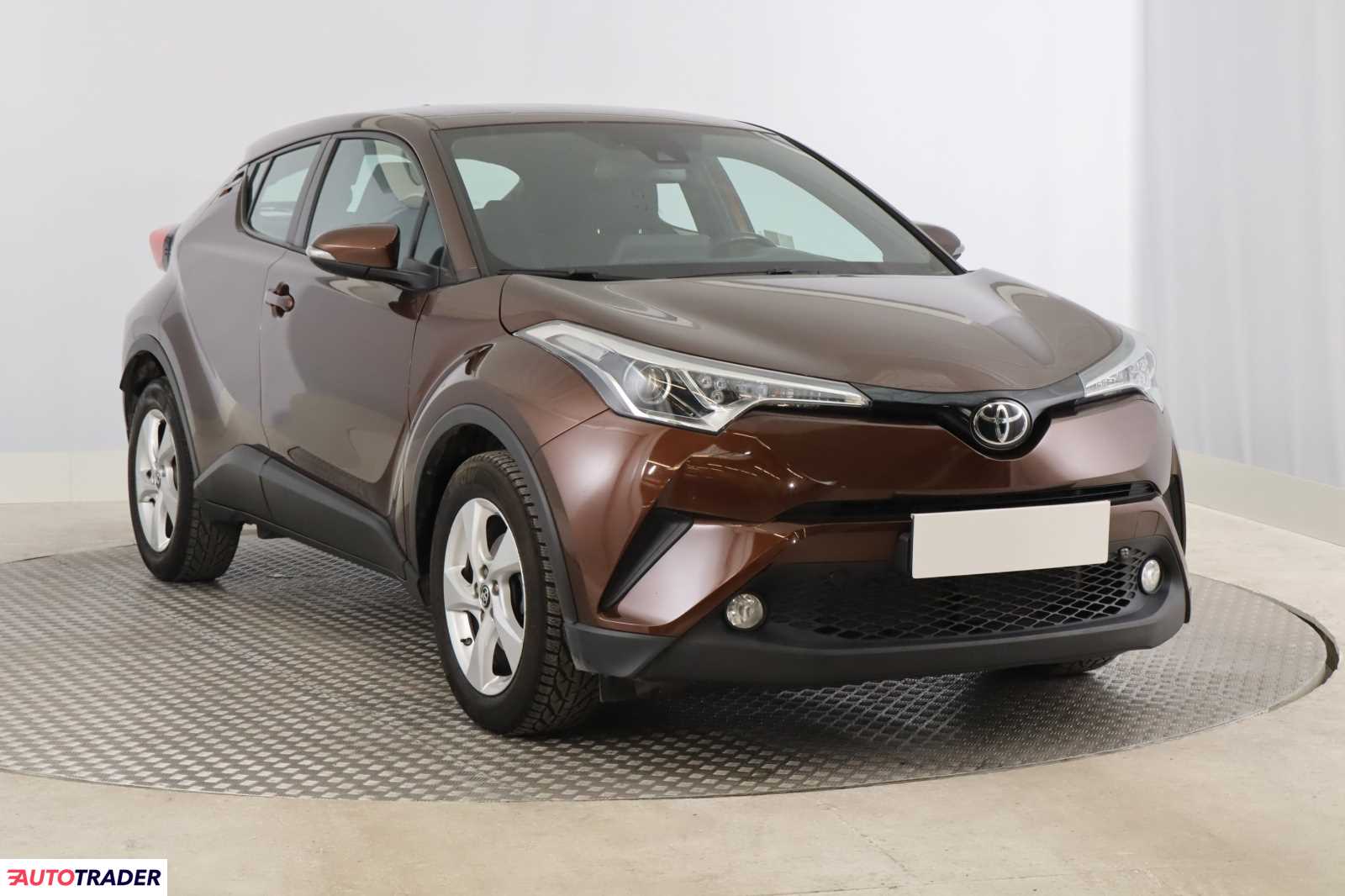 Toyota C-HR 2017 1.2 113 KM