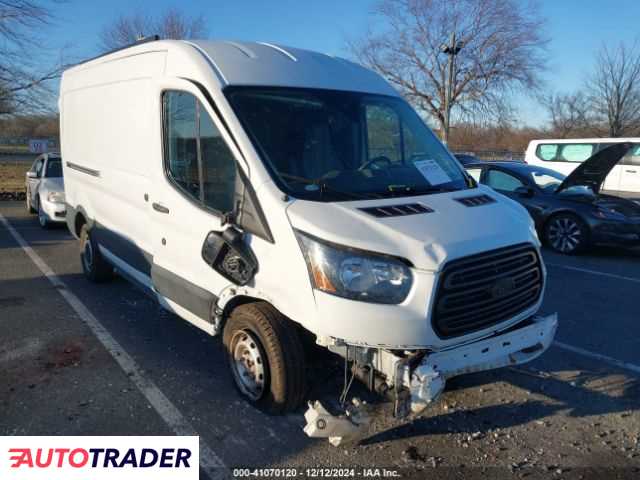 Ford Transit 2019 3